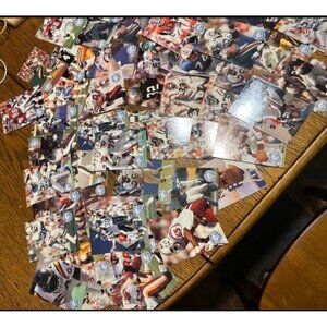 Over 90 vintage nfl pro set football cards